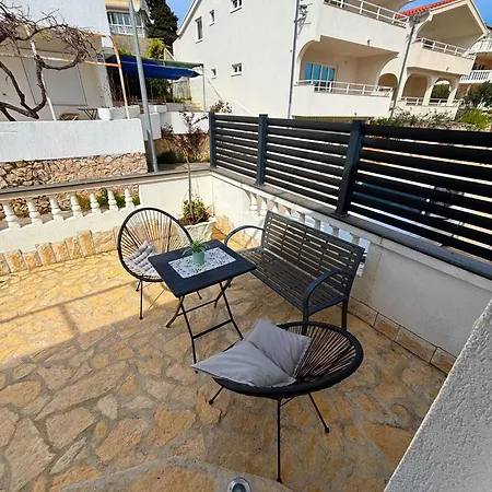 Seaview 11 Ciovo Appartement *
